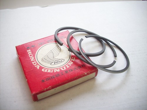 New genuine piston rings - new, /